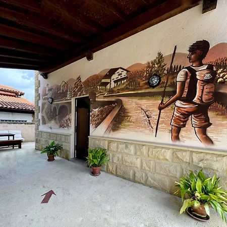 Albergue San Nicolas Larrasoana Bagian luar foto