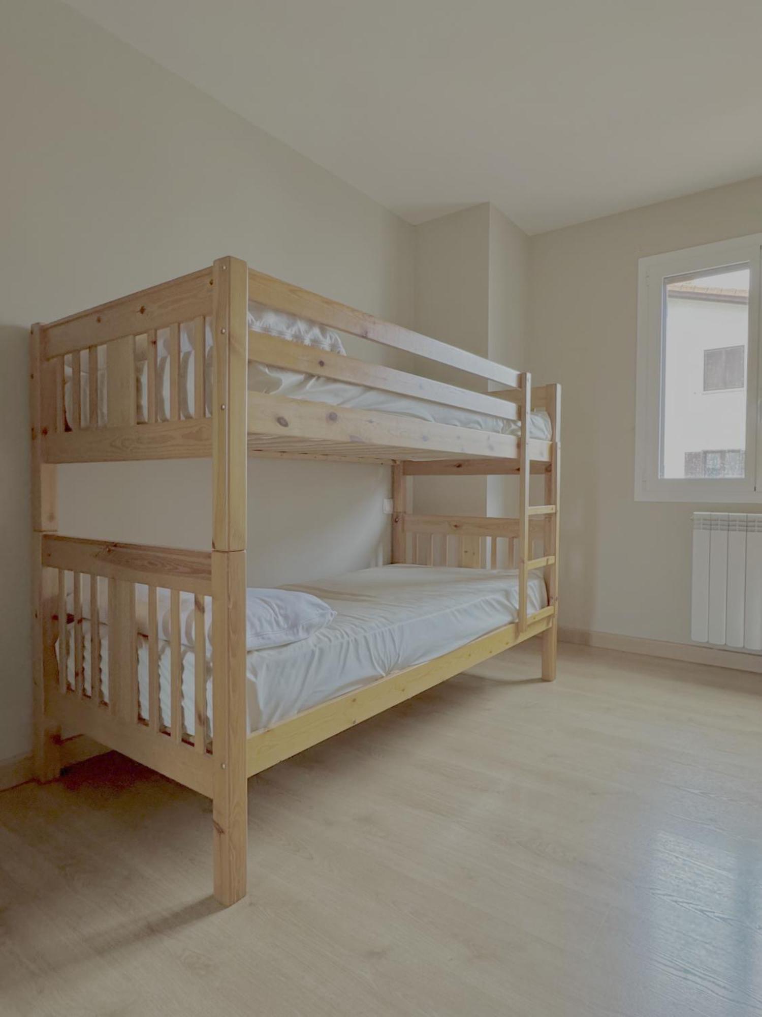 Albergue San Nicolas Larrasoana Bagian luar foto